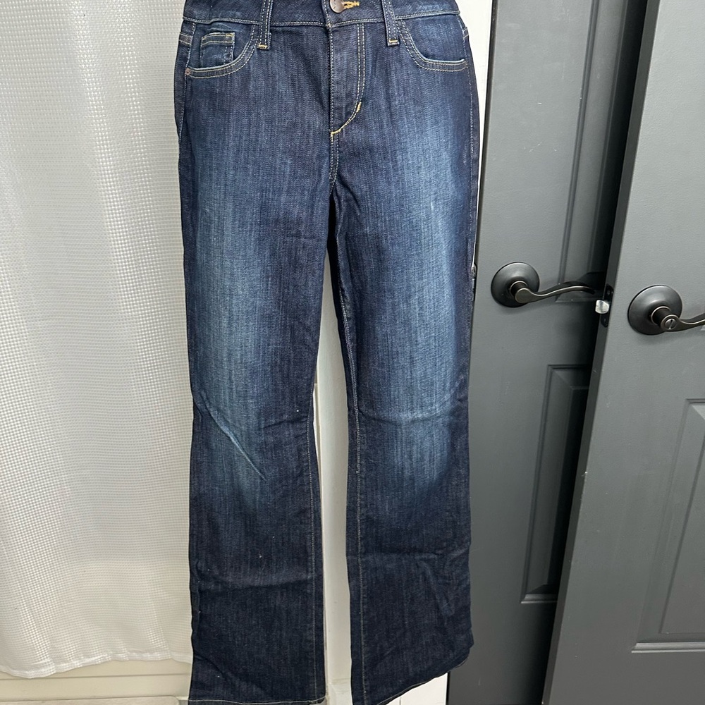 Joes curvy boot leg jean